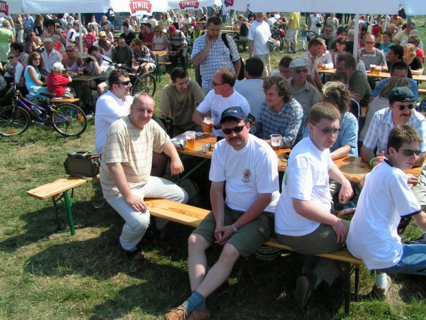 Cold beer - that's it! Pilots from other sqns also were present - Schmeisser on the left and Ralf with his son on the right (all from I/KG_200)