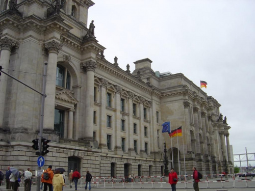 Reichstag w Berlinie #Berlin