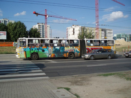 #Autobus #graffiti #Lublin