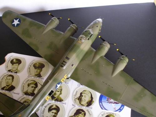 B-17F 1/48 REVELL