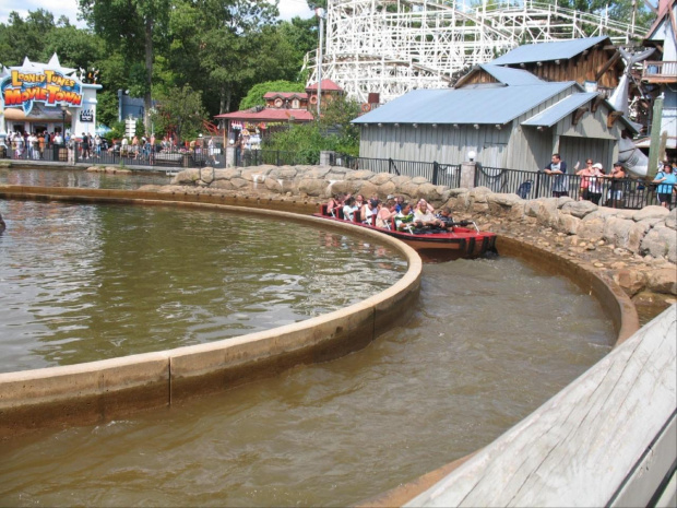 Six Flags - New England