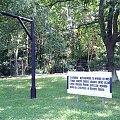 SZUBIENICA - wykonywano tu wyroki na więźniach , których śmierć chciano ukryć przed całym obozem.