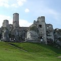 Ruiny leża na "Szlaku Orlich Gniazd", sa udostępnione do zwiedzania. #Zamek #Ogrodzieniec