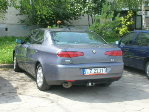 Alfa Romeo 166