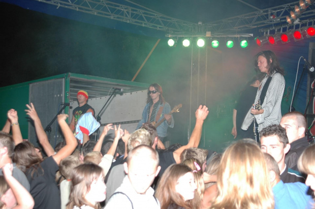 Koncert Oddziału Zamkniętego w Józefowie nad Wisłą dn. 15.08.2006 #OddziałZamknięty