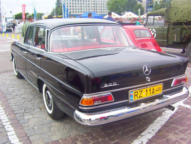 W110