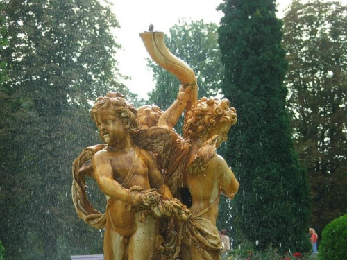 Muzeum Zamoyskich w Kozłówce - fontanna #Kozłówka #muzeum #zabytek #zabytki #fontanna
